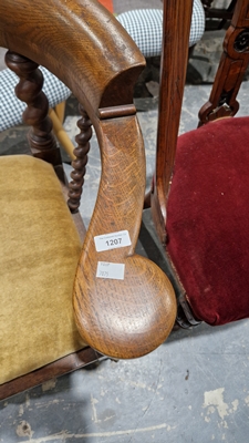 Late 19th/early 20th century oak corner chair with carved spiral supports and X-frame stretcher, - Image 24 of 44