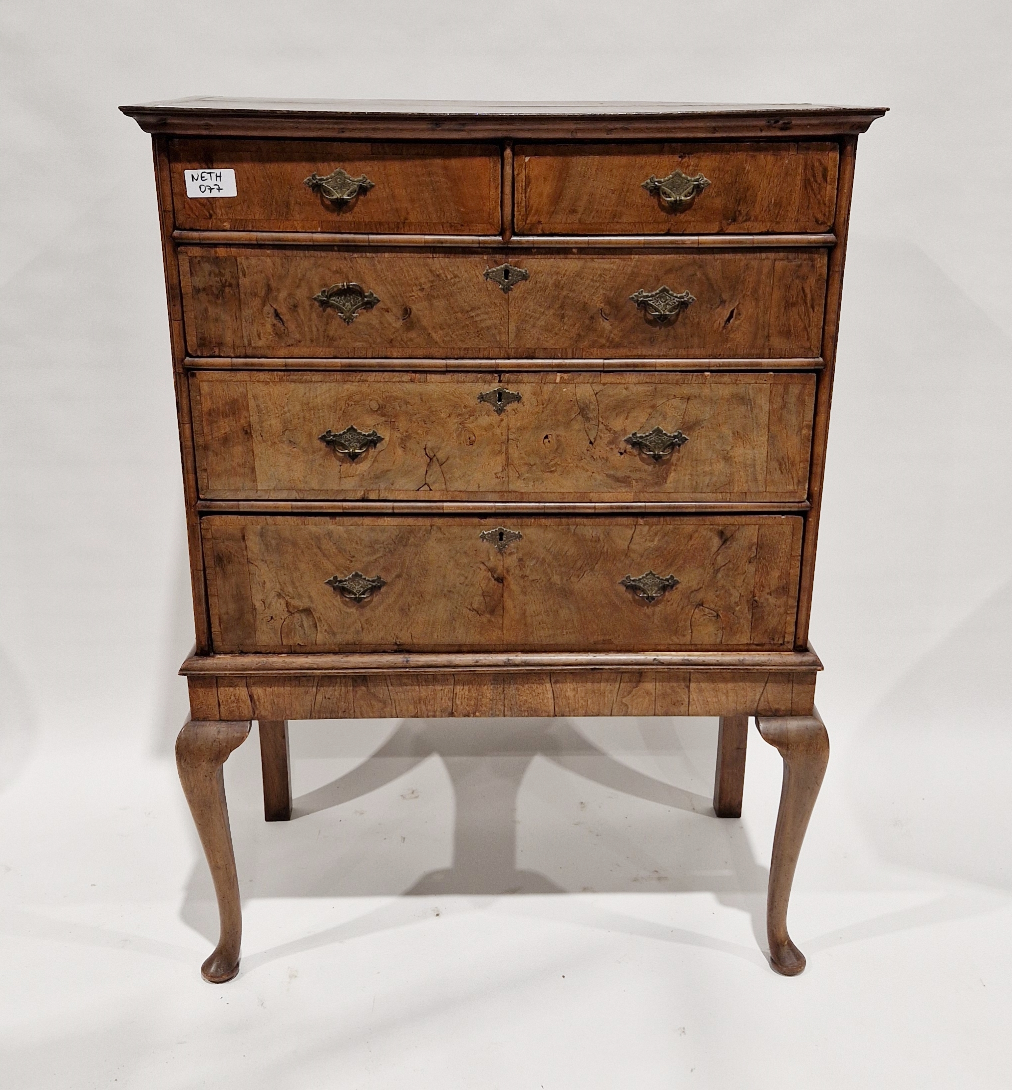 Georgian mahogany chest on stand comprising two short over three long drawers, on cabriole legs, - Bild 2 aus 2