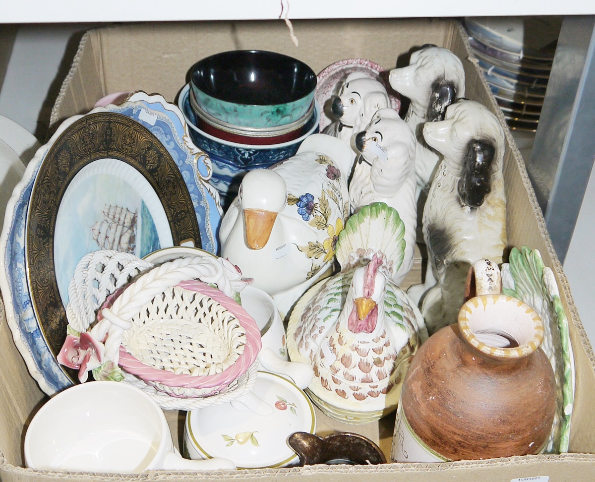 Assorted ceramics to include Staffordshire-style pair of dogs, ceramic woven sweetmeat dishes,