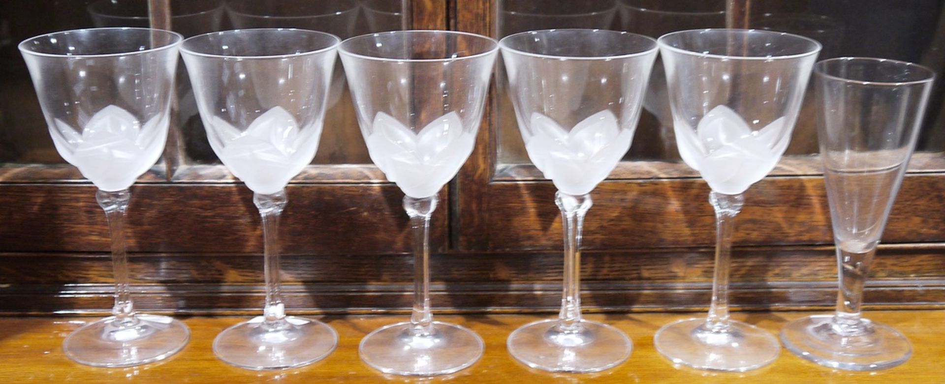 Set of five JG Durand frosted petal wine glasses and a further glass (1 box)