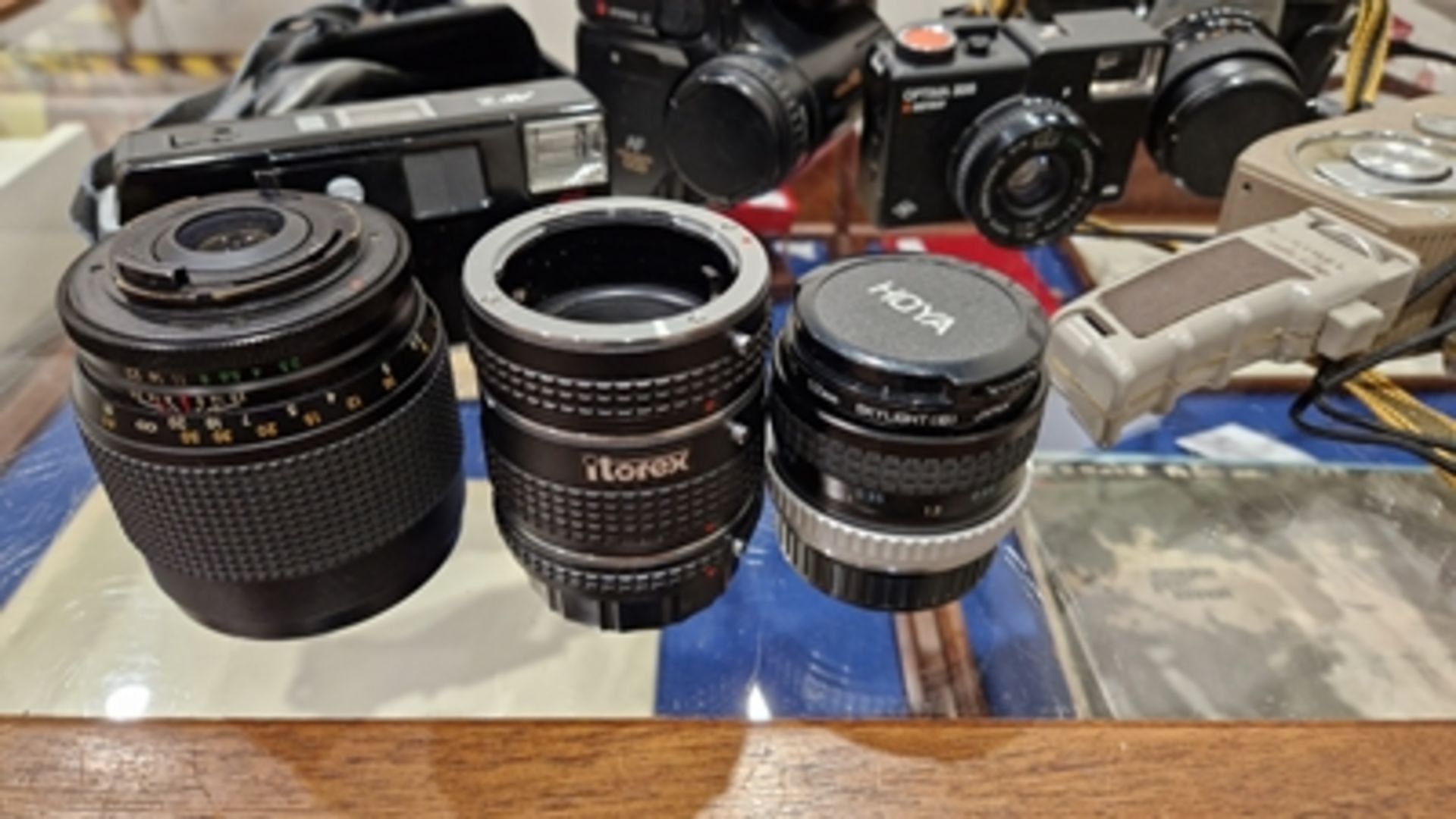 G A Dunn & Co Ltd, London lady's riding bowler, a Canon T70 camera with lens, other assorted - Image 3 of 6