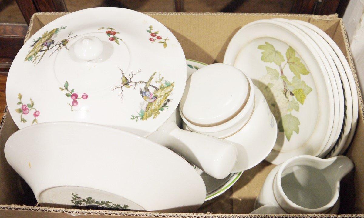 Collection of assorted ceramics to include a Portmeirion 'Botanic Garden' part dinner and tea - Bild 3 aus 4