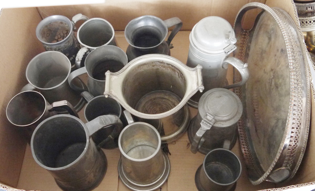 19th century pewter quart mug, two pewter baluster pint mugs, large quantity EPNS and other - Bild 2 aus 2
