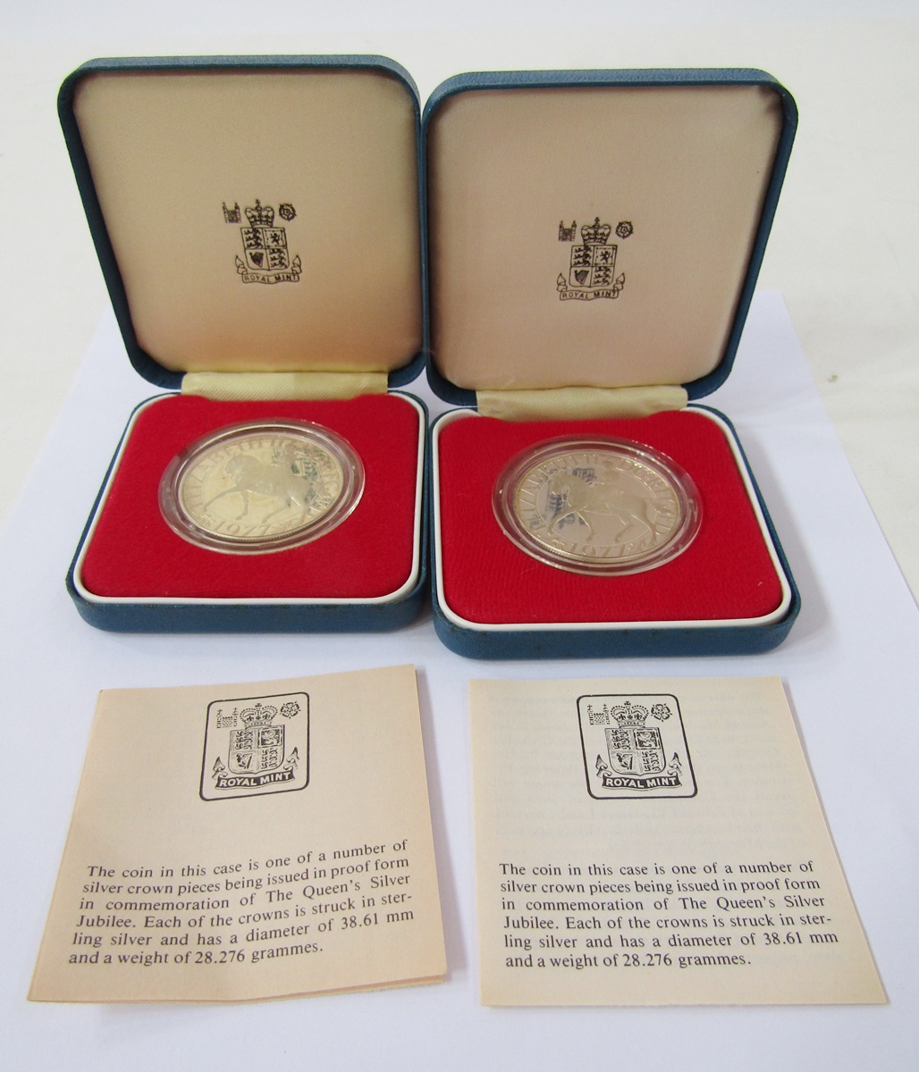 Box of coins from around the world, including 1977 proof crowns (2), silver medal 1835 awarded to - Bild 6 aus 8