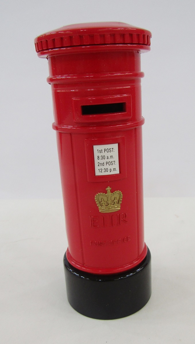 Reproduction cast iron cat and mouse money box, a 1977 coinage of Great Britain and Northern Ireland - Bild 5 aus 9