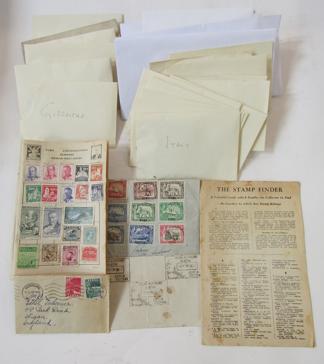 World stamps: Box of 4 SG “Ideal” albums of QV-KGV period issues and carton of loose stamps in - Image 8 of 9