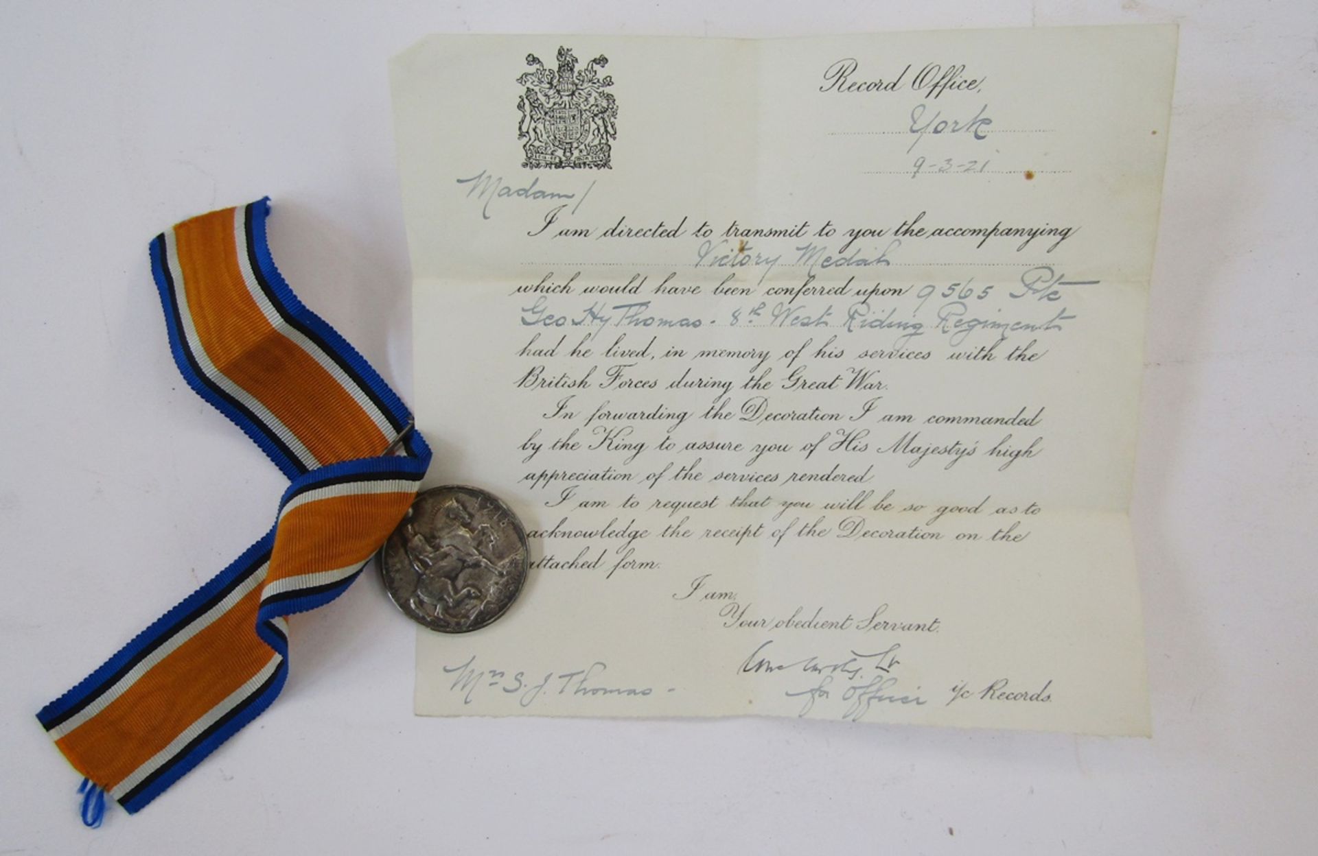 WWI 1914-15 Star, War Medal and Victory Medal awarded to '9565.PTE.G.H.THOMAS.W.RID.R.', George - Image 2 of 18