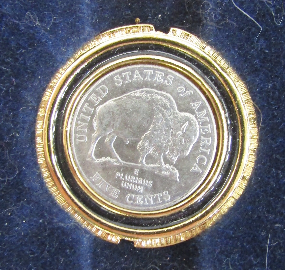 Eisenhower commemorative set made up of silver medallion and 6c postage stamp, and US numismatic - Image 7 of 9