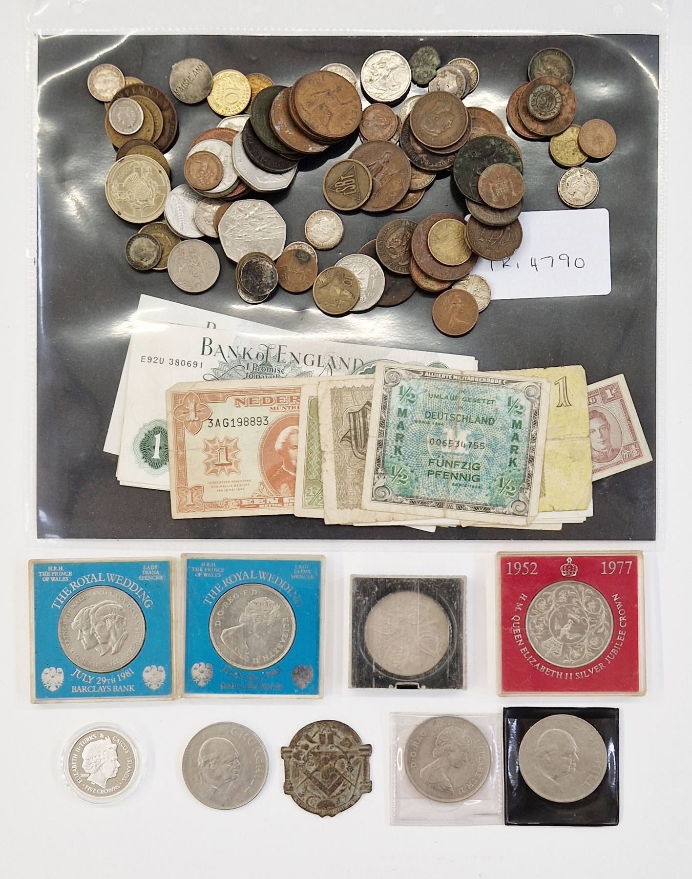 Small quantity of banknotes and various coins (1 folder and 1 bag)
