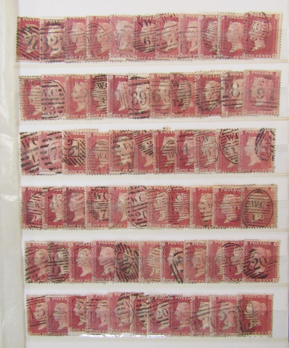 GB stamps: Green stock-book partially filled with QV Penny reds, just under 500 used unchecked for - Bild 5 aus 8