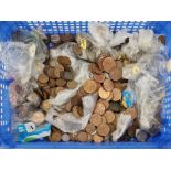 Large accumulation of English coinage, nickel and bronze (1 tray)