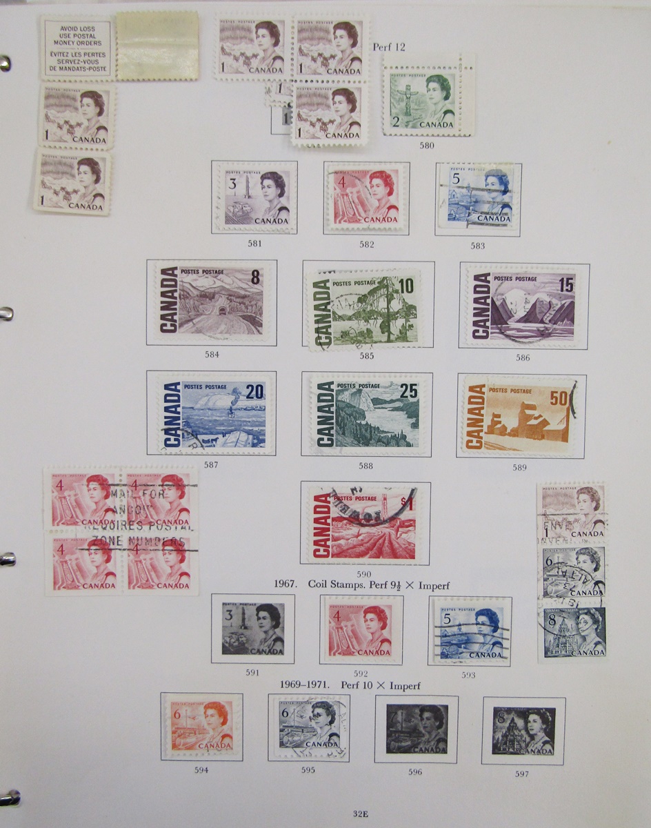 Canada and New Zealand stamps: Two large albums with Canadian QE II issues, 1967-94, in one and - Bild 9 aus 12