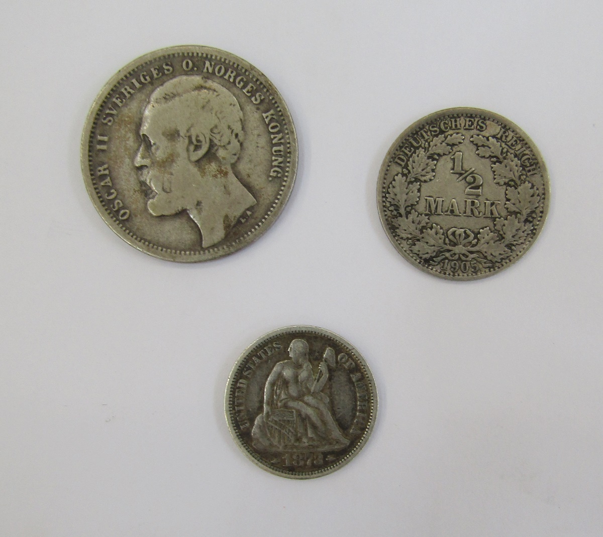 Silver world and English coins, George IV Crown, laurette head left, rev St George and Dragon - Image 5 of 6