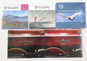 World stamps: Specialist prestige packs; Life at Sea/Coast (2), Arctic 2007 and Railway Heritage