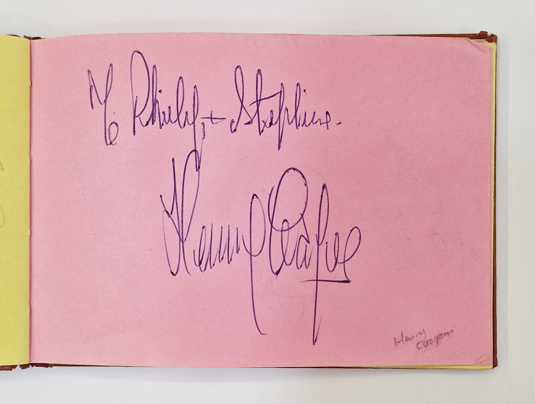 Autograph album, 20th century, to include actors, singers and other celebrities, including Elton - Image 9 of 20
