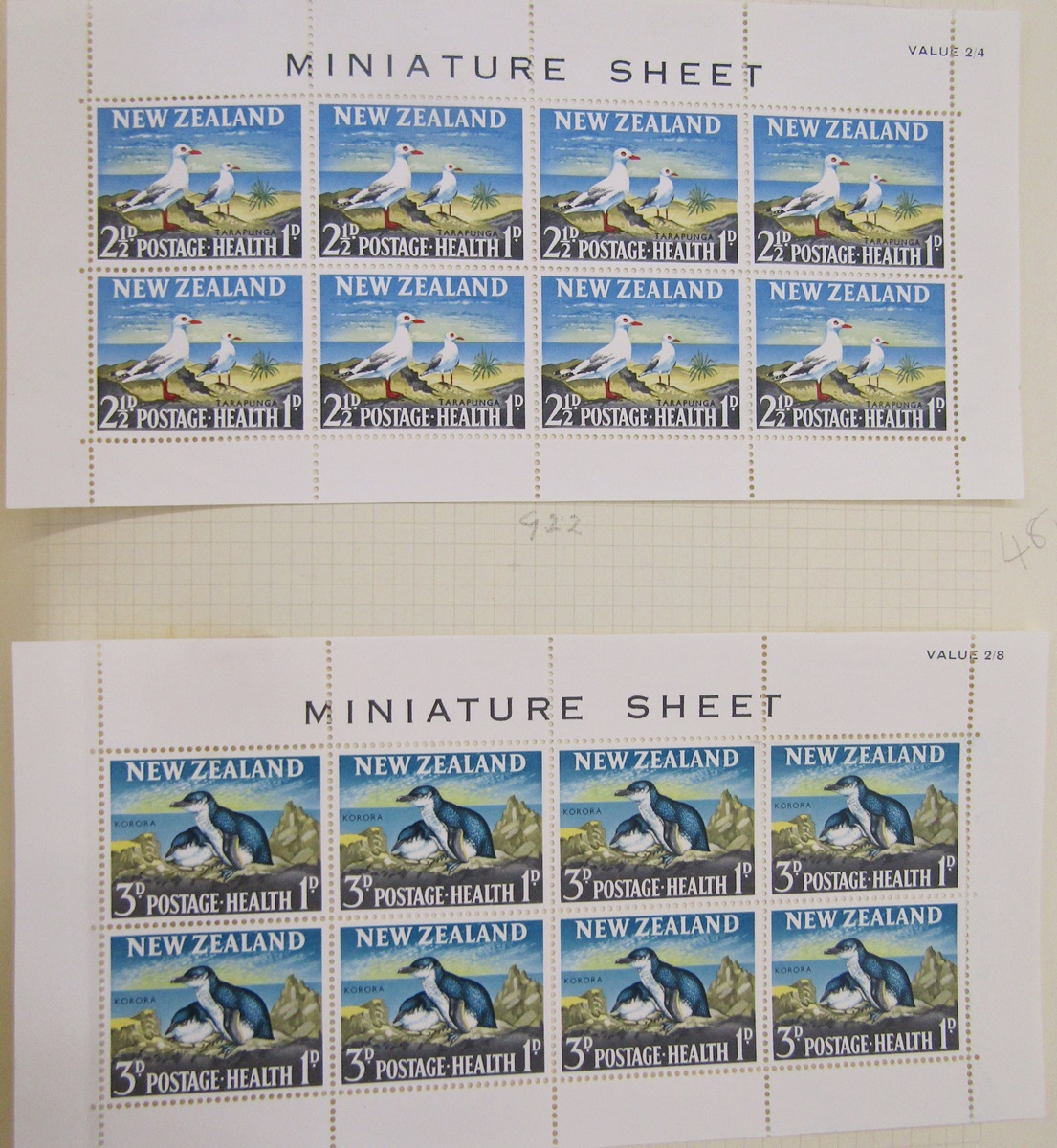 Canada and New Zealand stamps: Two large albums with Canadian QE II issues, 1967-94, in one and - Bild 7 aus 12