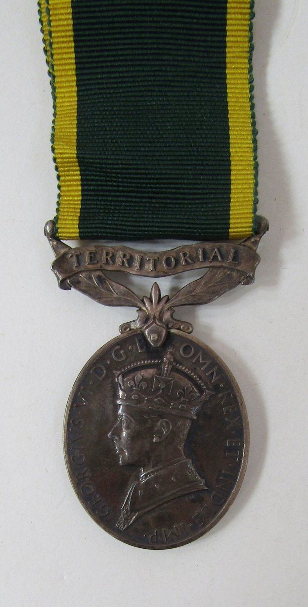 WWII Territorial Medal for Efficient Service named to "4274633.S.SJT.J.D.Riddle.R.E.M.E.", - Bild 10 aus 16