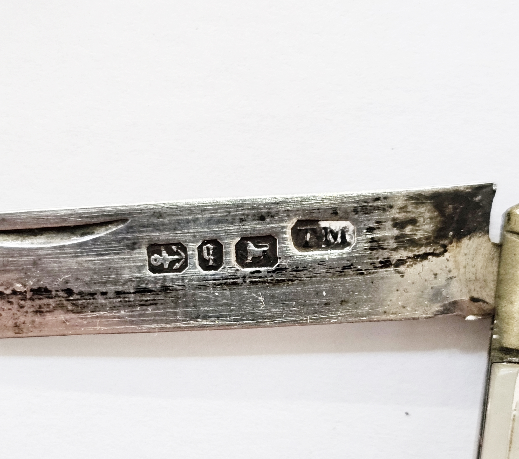 19th century stickpin surmounted with a gold coloured knot design (marks unclear), a silver mesh - Image 4 of 4