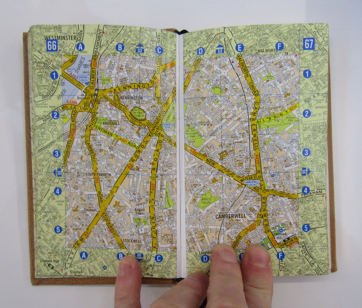 Smythson brown leather bound London A-Z, assorted envelopes in Smythson boxes and two Barclay & - Image 2 of 4