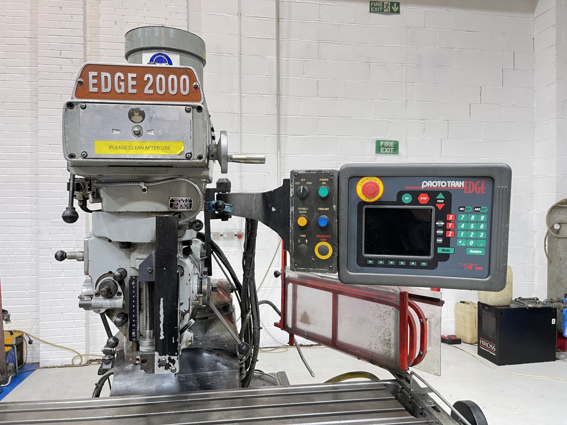 XYZ Edge 2000 Turret Mill - Image 11 of 14