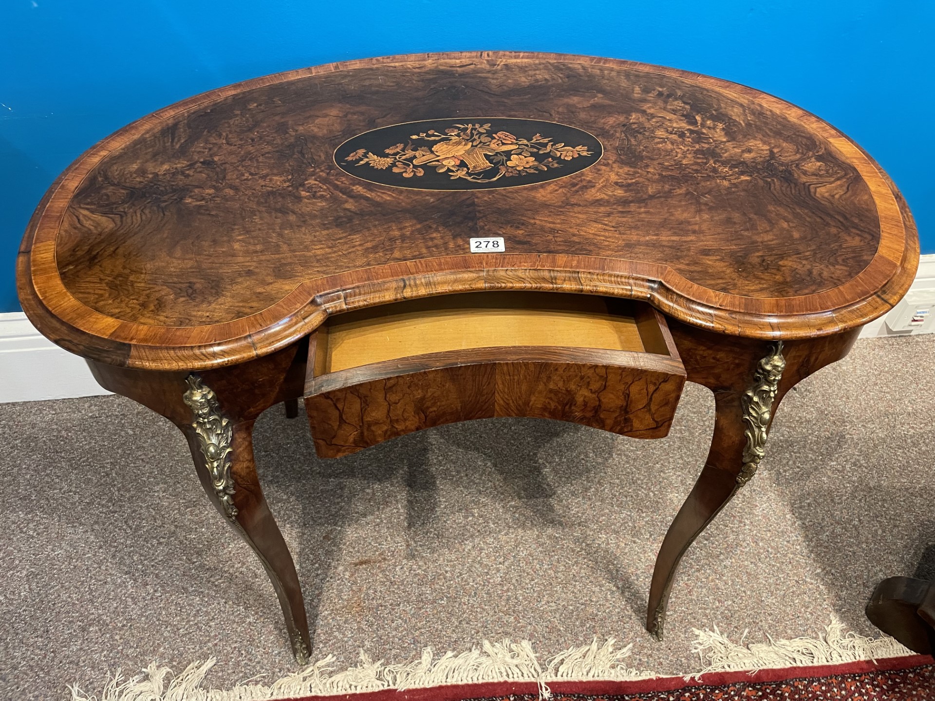 A Fine 19th Century Walnut And Inlaid Kidney Writing Table On Cabriole Legs - Image 2 of 3