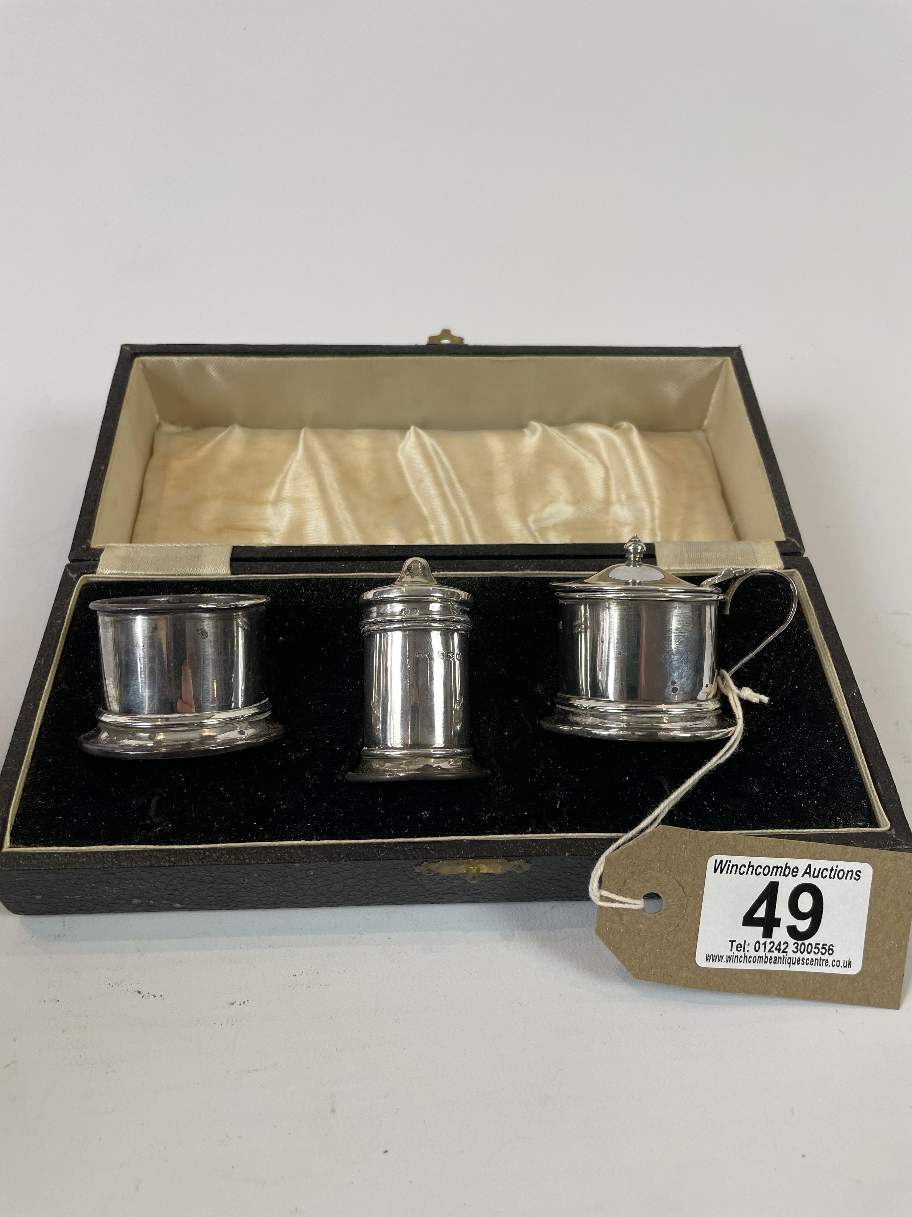 Boxed set of Silver Salts dated 1913