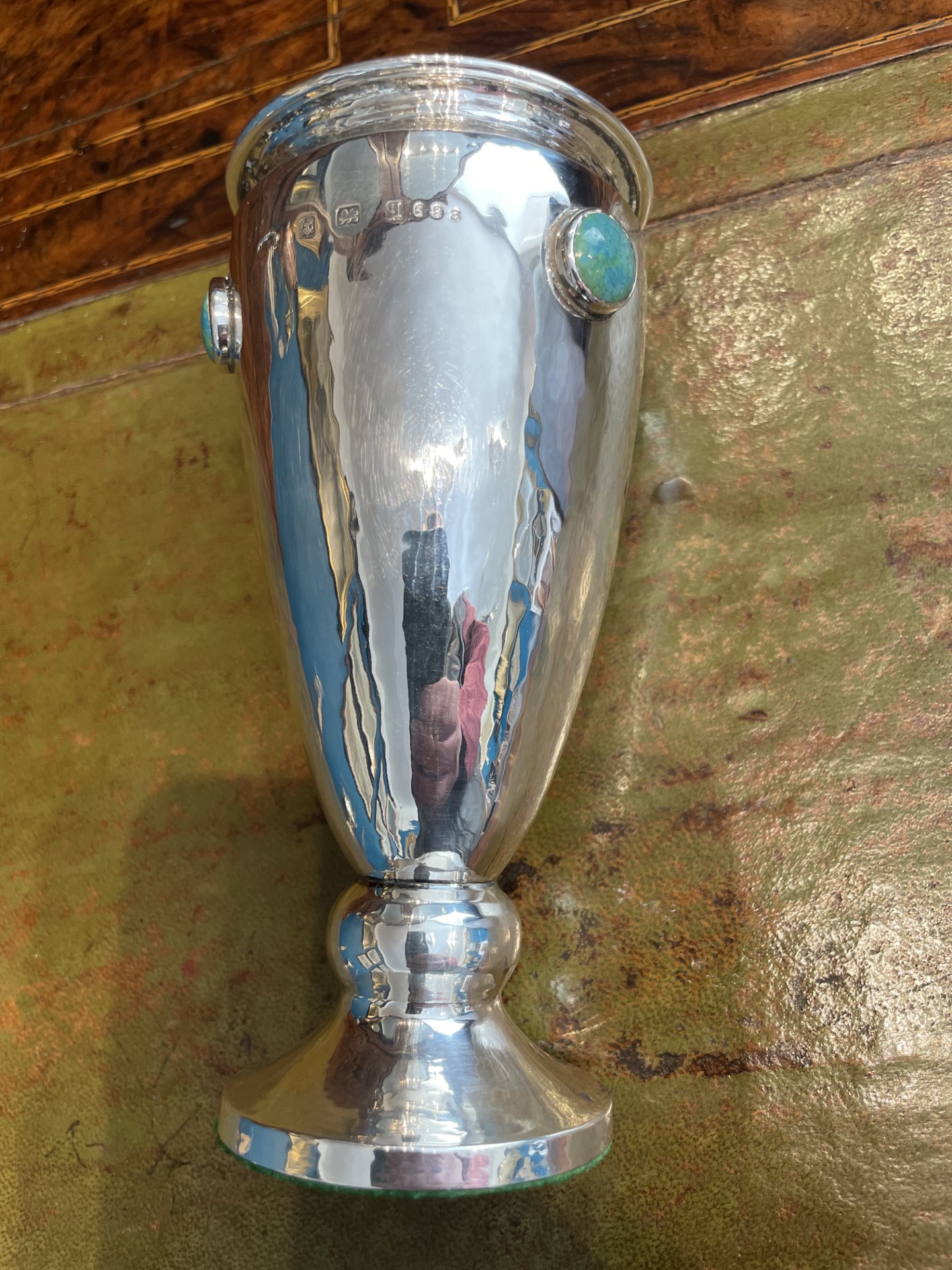 AE Jones Birmingham 1915 Arts and Crafts Hammered Silver Chalice with Ruskin Cabachons - Image 5 of 8