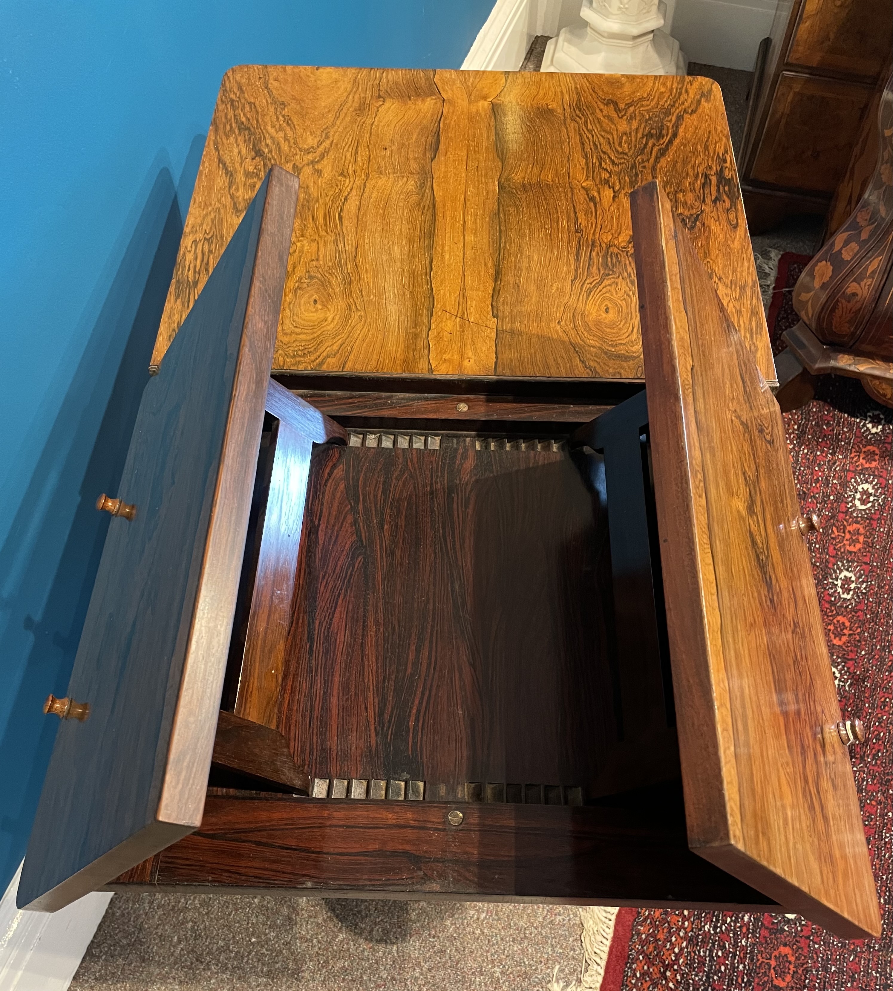 An Early Victorian Rosewood Reading/Music Table With Adjustable Height - Image 2 of 4