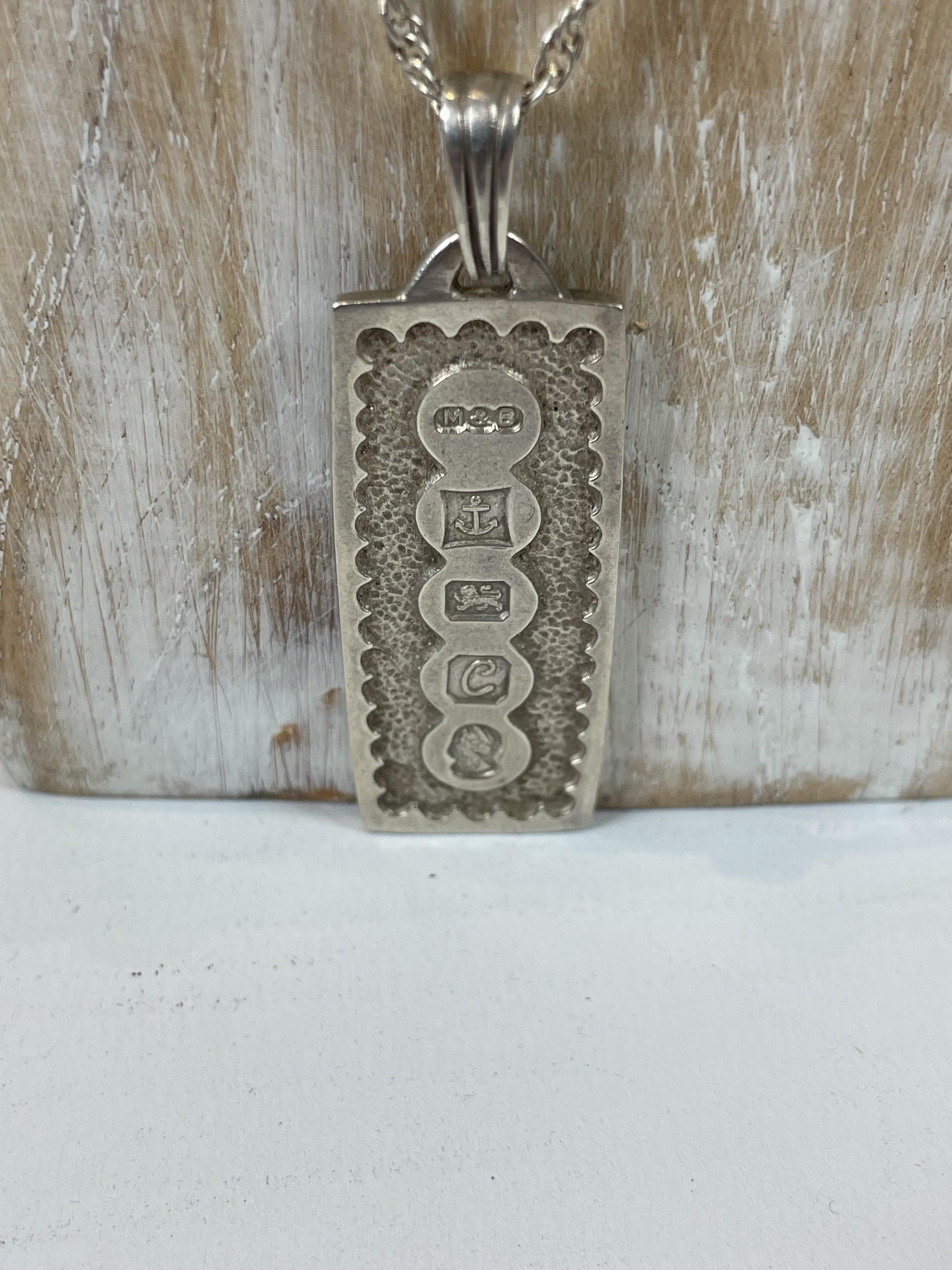 Silver necklace with Egyptian Cartouche dated 1977 - Image 2 of 2