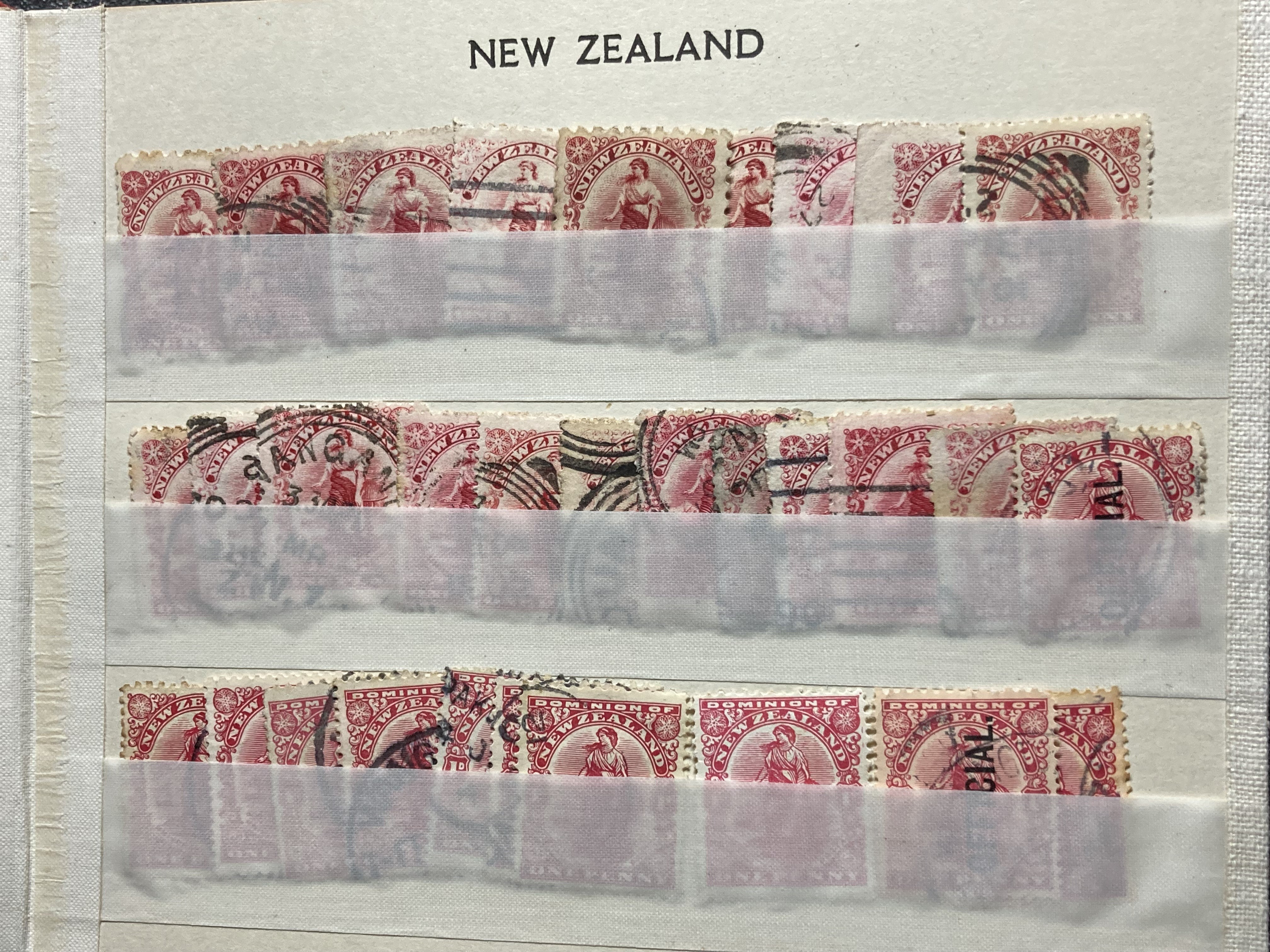 New Zealand stamps: Small stock book of mint and used on 10 pages of NZ & associated Pacific Islands - Image 4 of 11
