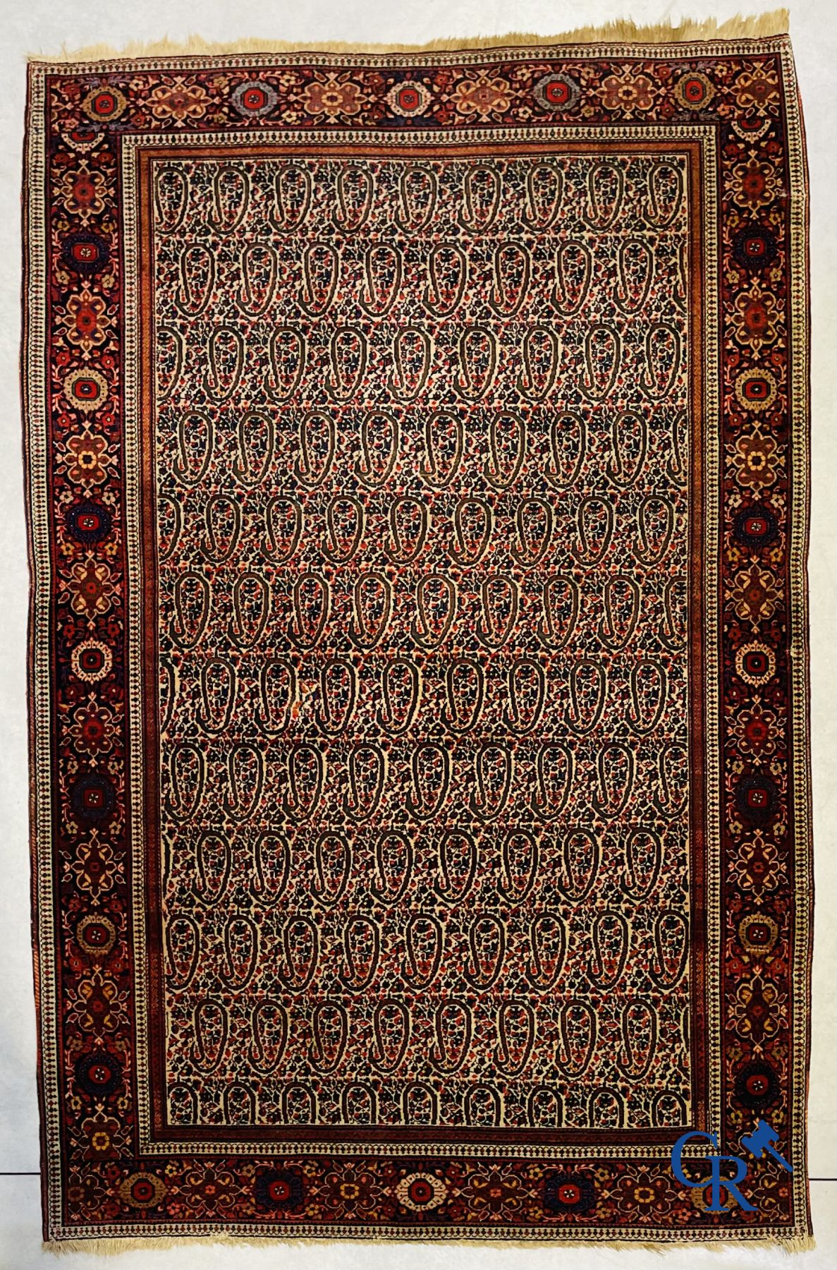 Oriental carpets: Antique oriental carpet. - Bild 2 aus 8