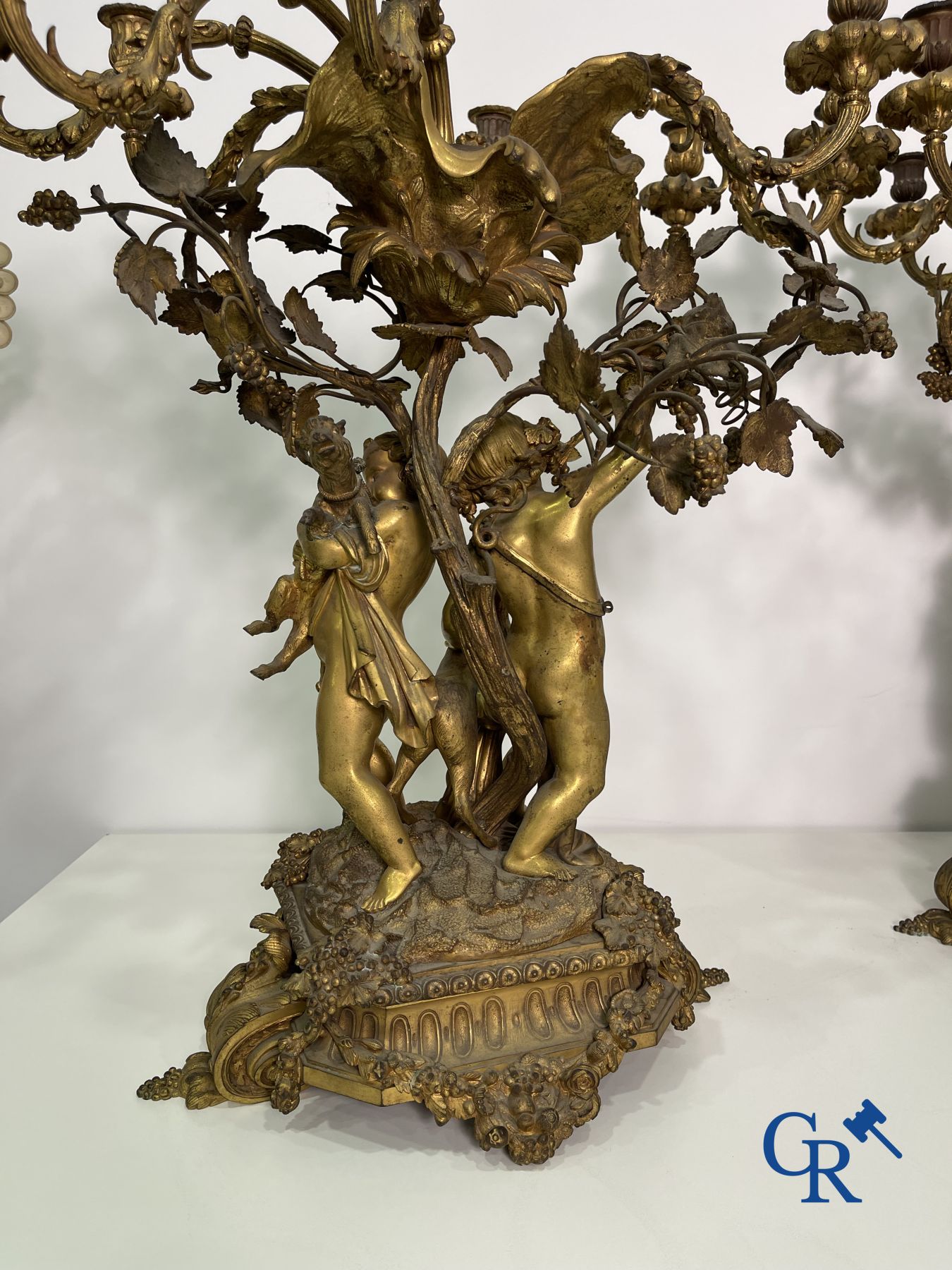 A pair of imposing bronze candlesticks with putti in LXVI style. Napoleon III period. - Image 31 of 32