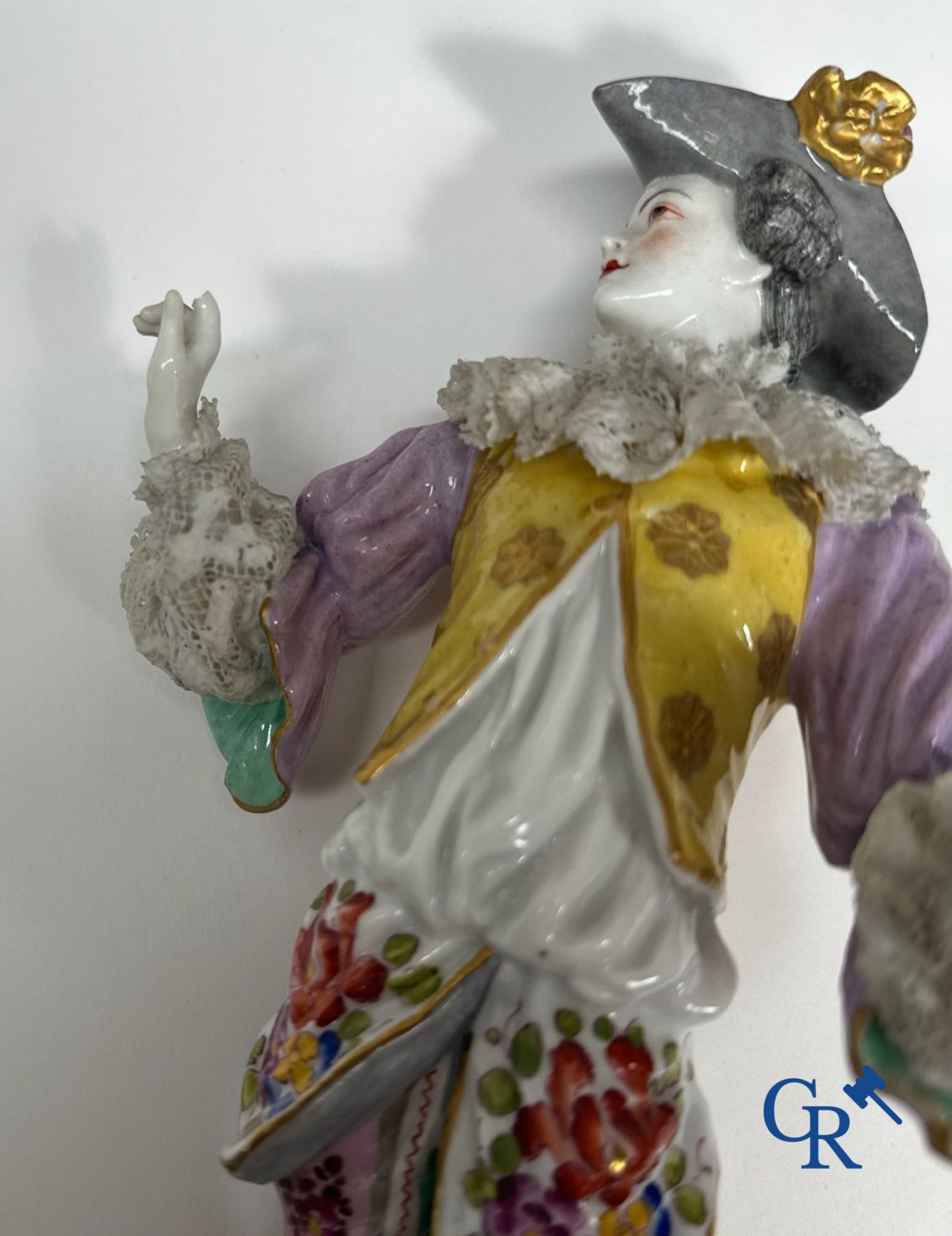 Porcelain: 3 groups of multicoloured decorated porcelain in the style of Meissen. 19th century. - Image 7 of 12