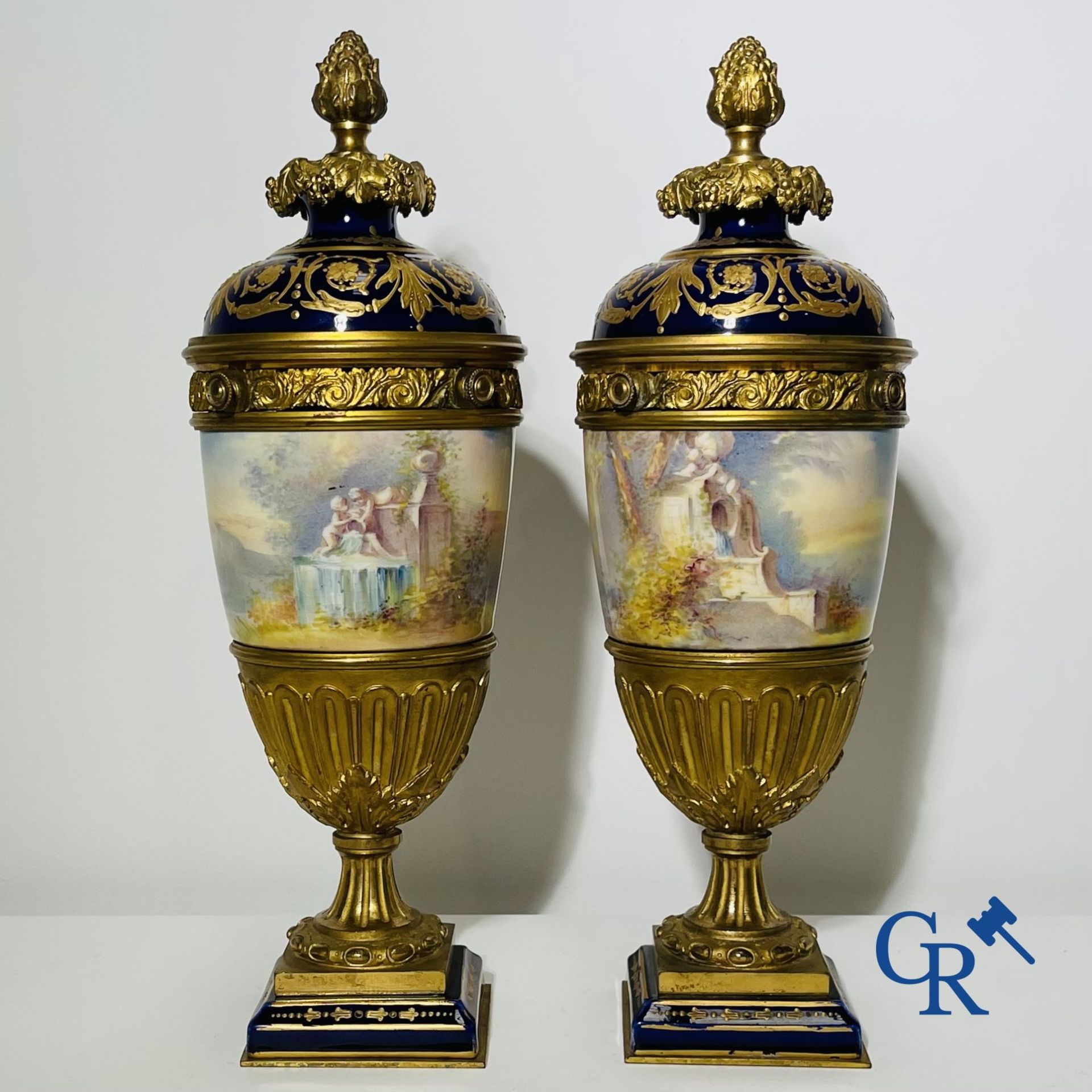 Porcelain: Sèvres: Pair of bronze mounted vases in Sèvres porcelain. Napoleon III period. - Image 2 of 6