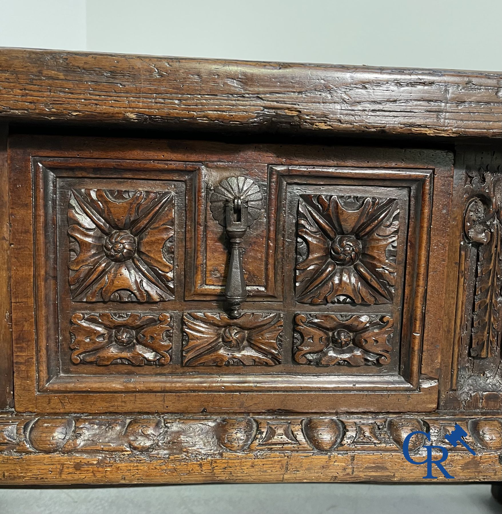 Furniture: 17th century carved walnut table with 3 drawers. - Image 5 of 22