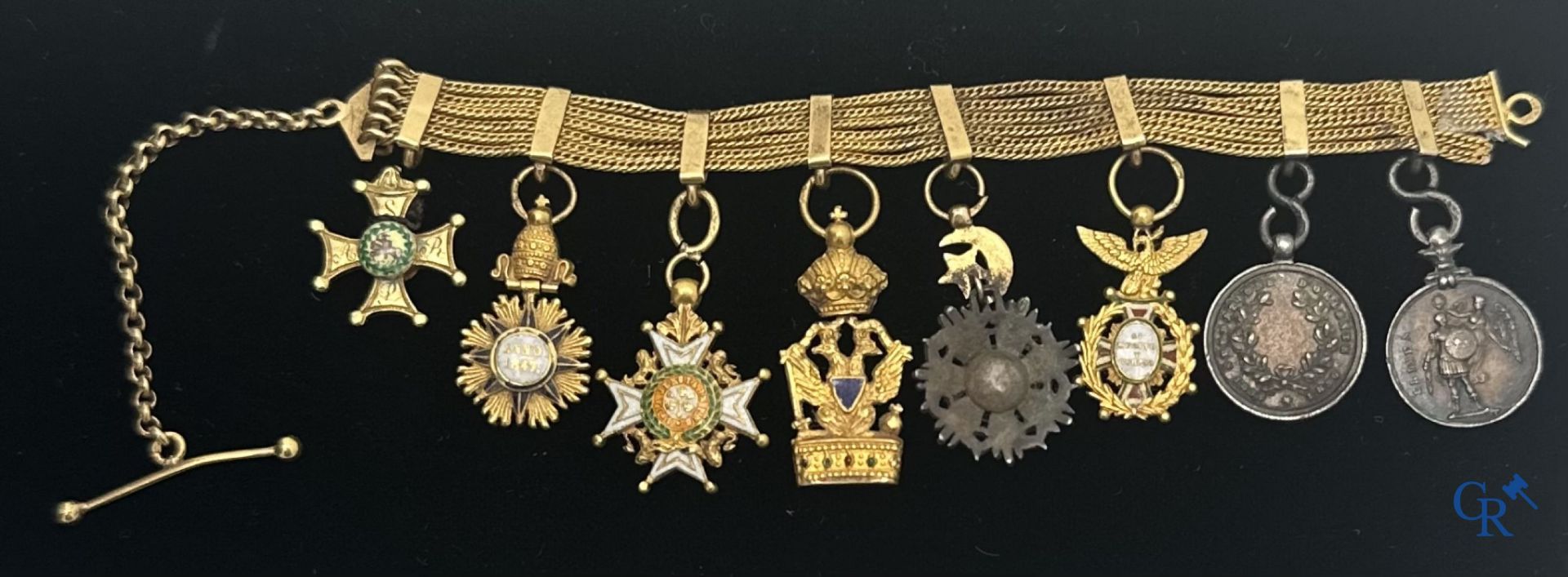 Medals - Order of the Crown Honorary Marks - Decorations: Miniature chain in gold 18K with various d - Image 2 of 3