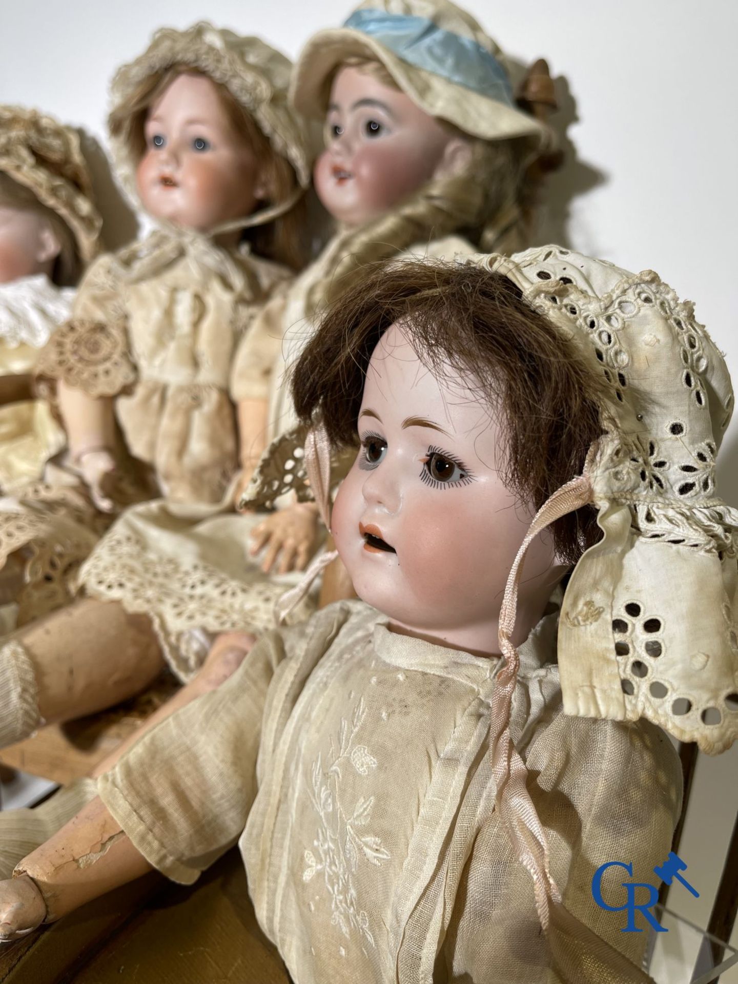 Toys: antique dolls: 6 German dolls with porcelain heads. - Image 8 of 15