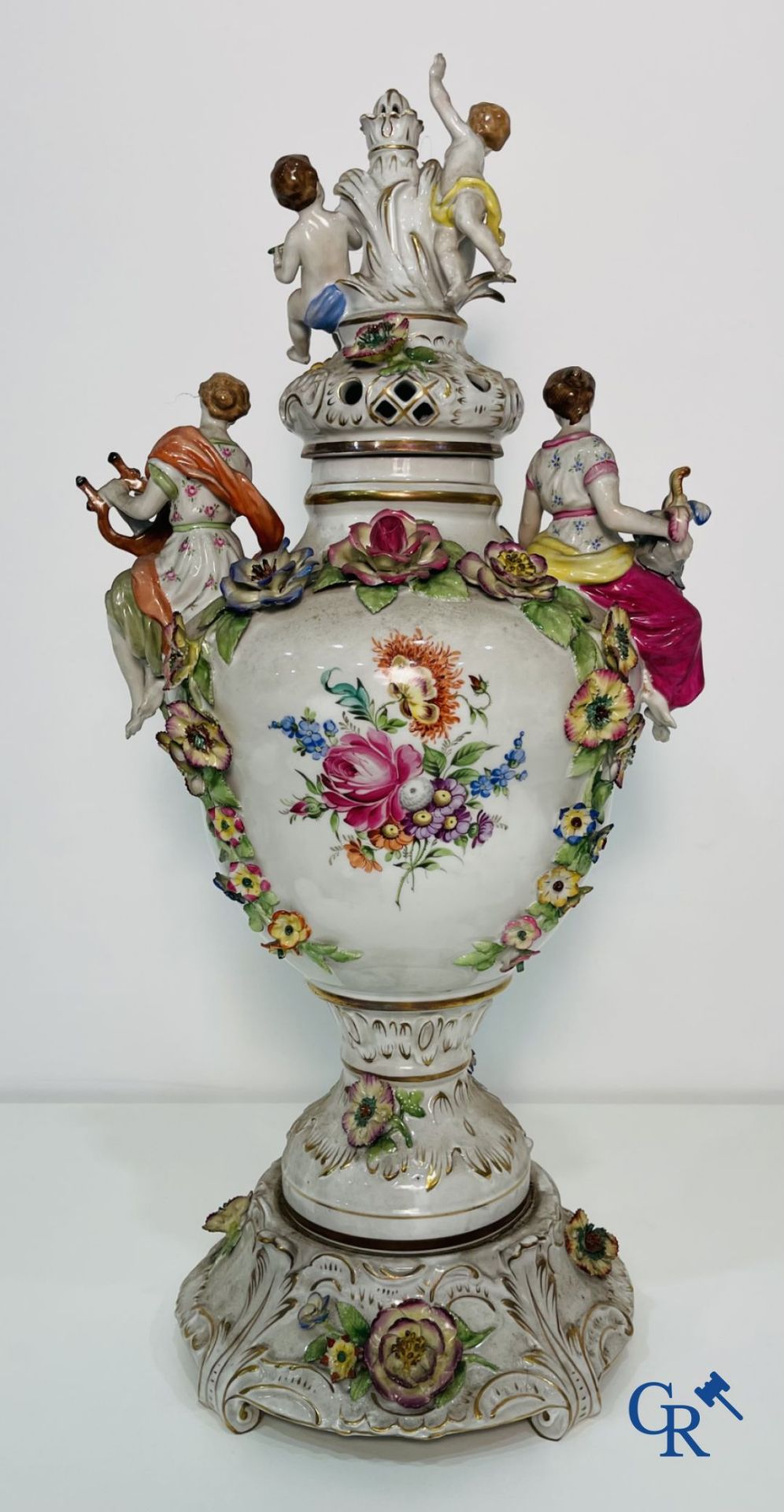 Sax porcelain: A lot with various pieces of Sax porcelain. - Image 4 of 11