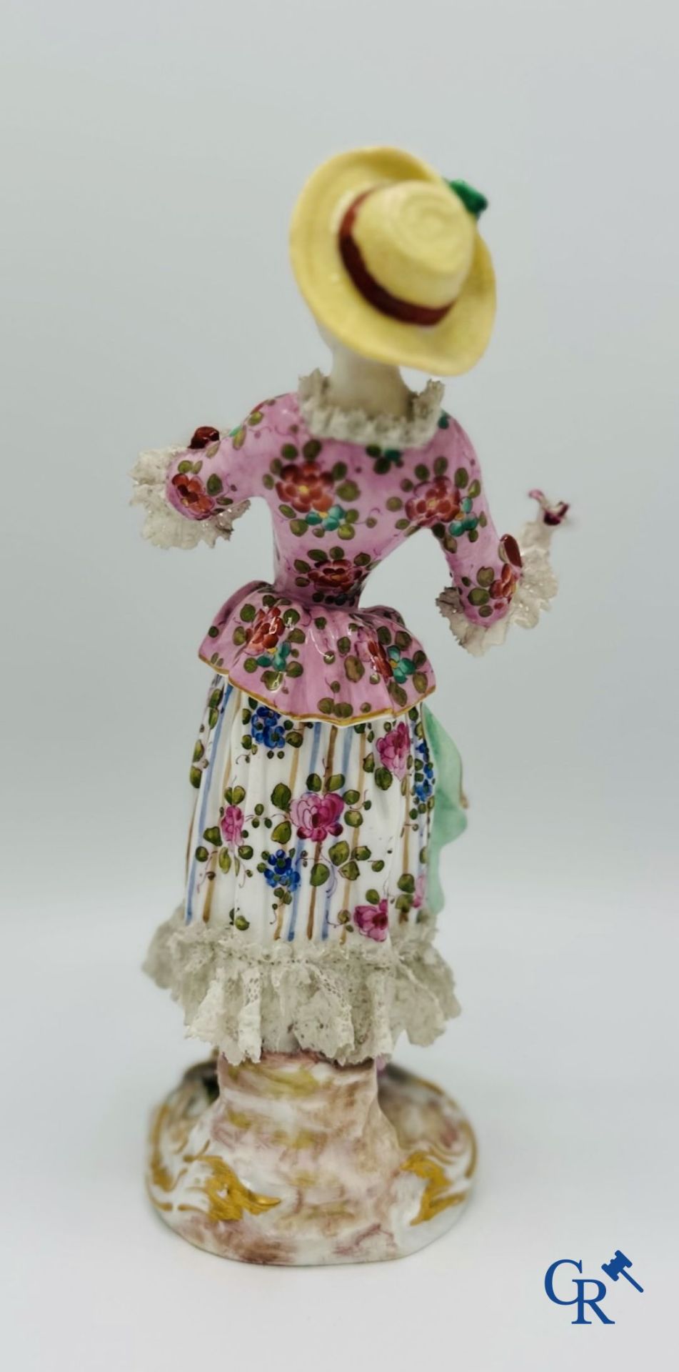 Porcelain: 3 groups of multicoloured decorated porcelain in the style of Meissen. 19th century. - Image 8 of 12