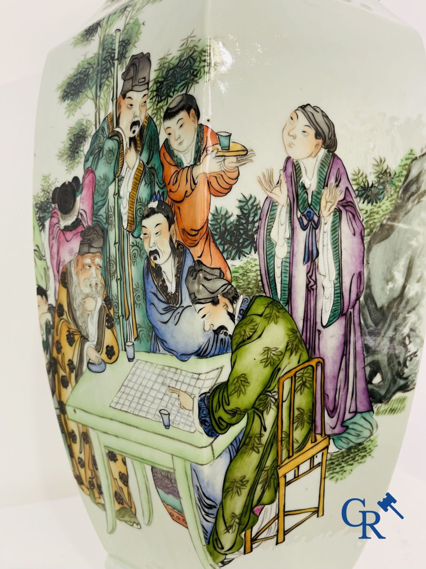 Asian Art: Chinese porcelain. A hexagonal Chinese Famille rose vase with sages and scholars. 19/20th - Image 18 of 22