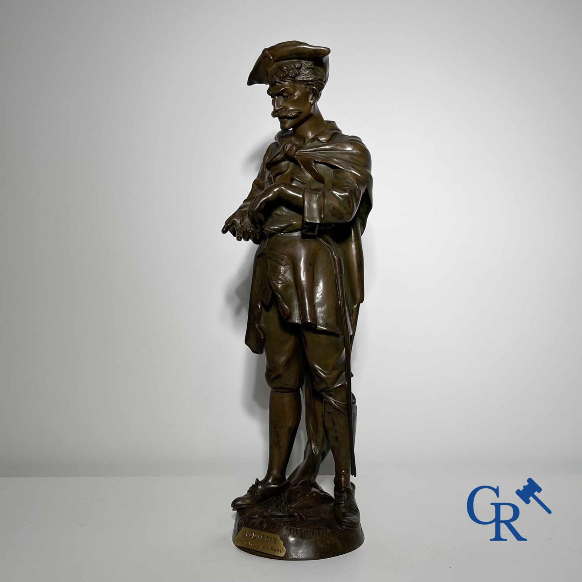 Bronze statue: Ferrand Ernest Justin, Spadassin. - Image 2 of 8