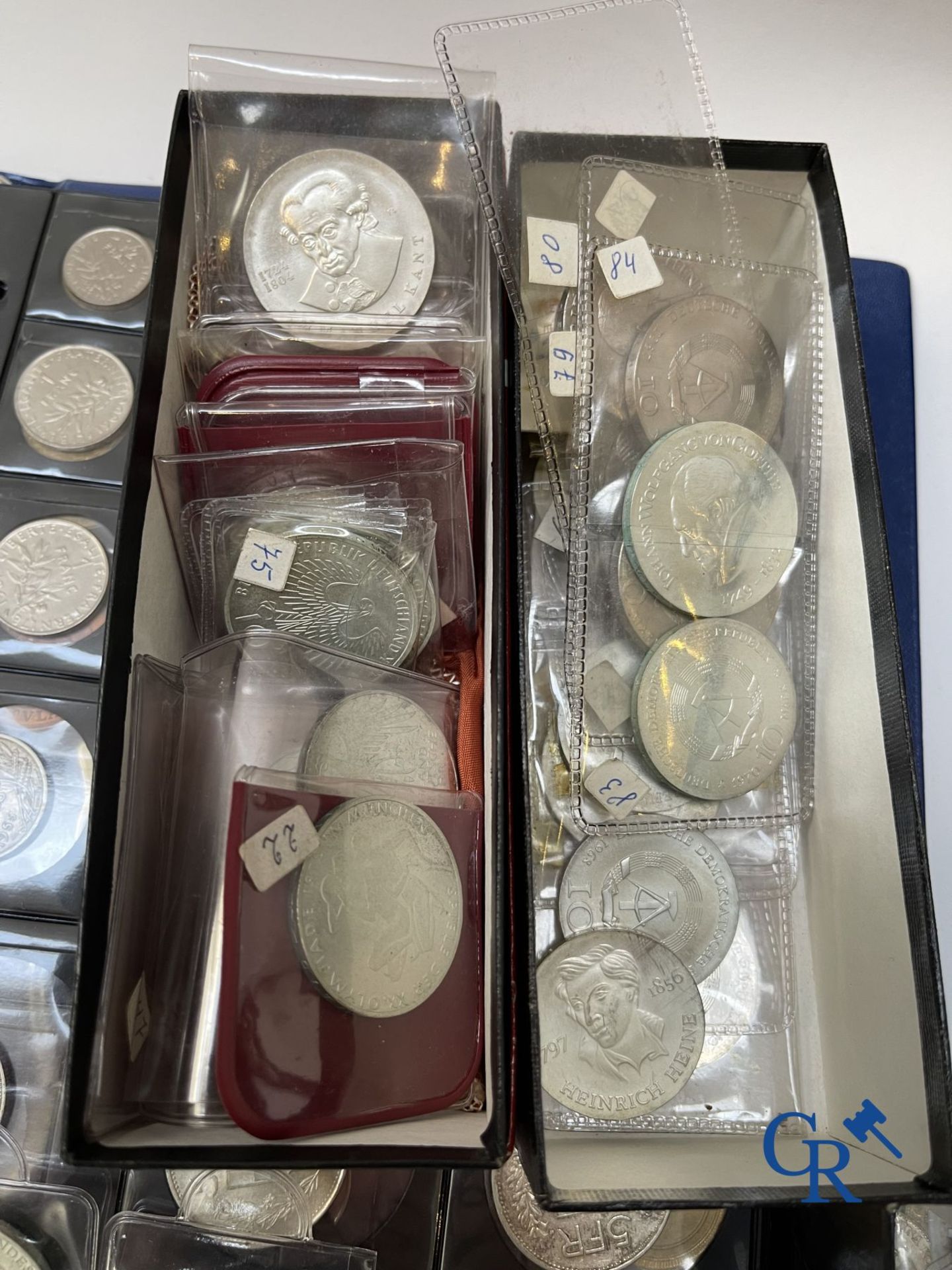 Coins: Large lot of various coins in silver, copper and nickel. - Image 10 of 12
