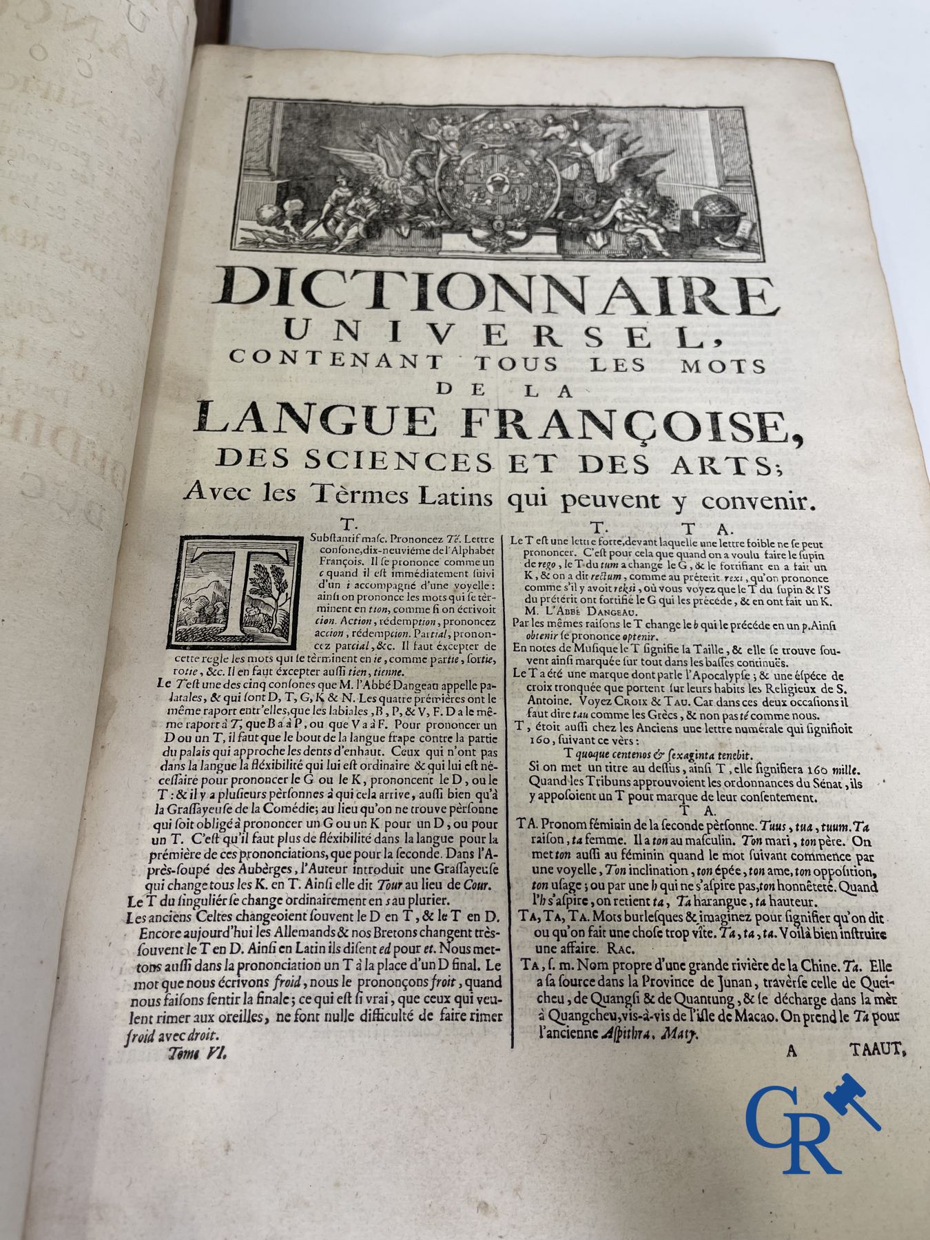 Early printed books: Dictionnaire de Trévoux, Pierre Antoine 1740. - Image 17 of 18