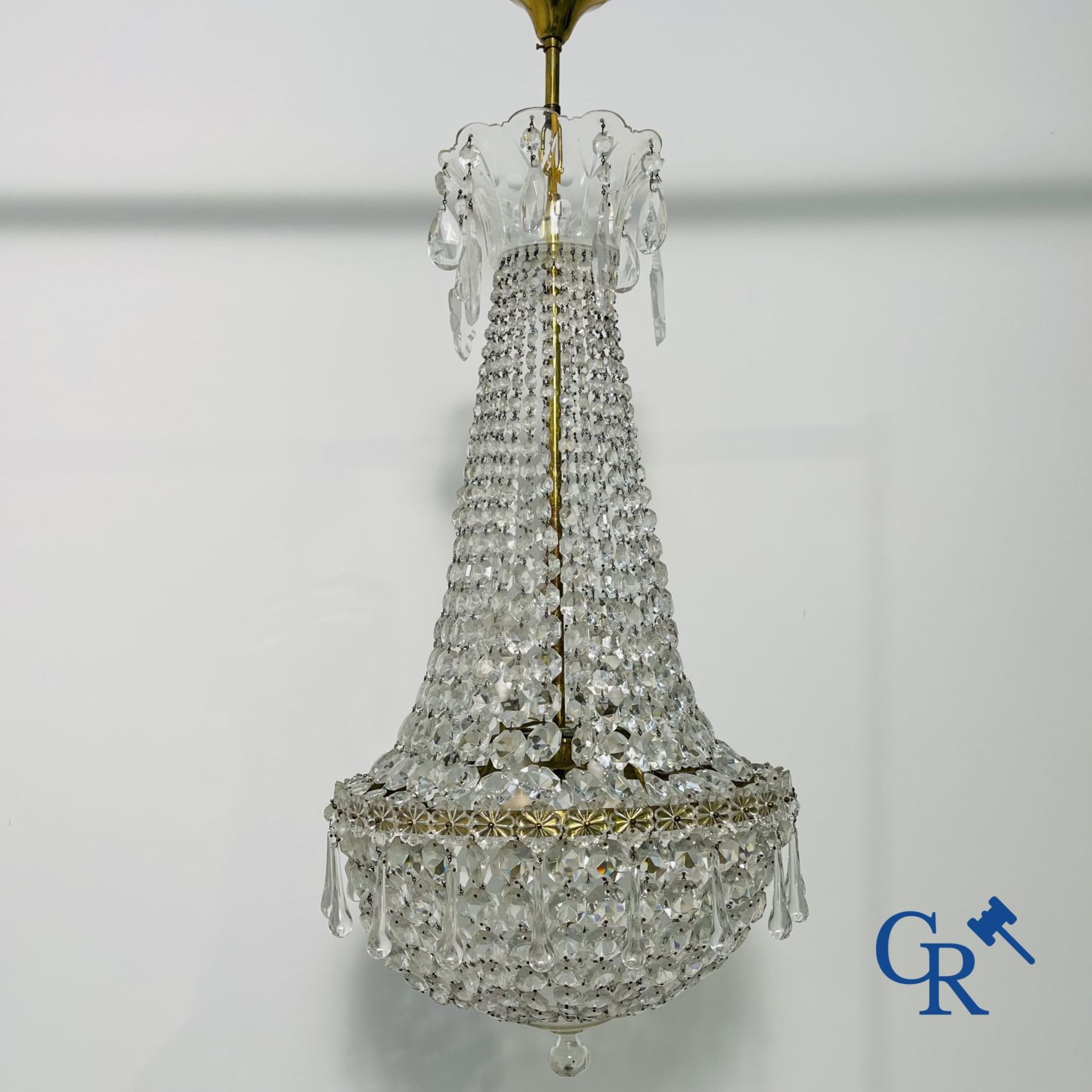 Chandelier: Beautiful Sac à pearles chandelier in crystal. - Image 4 of 9