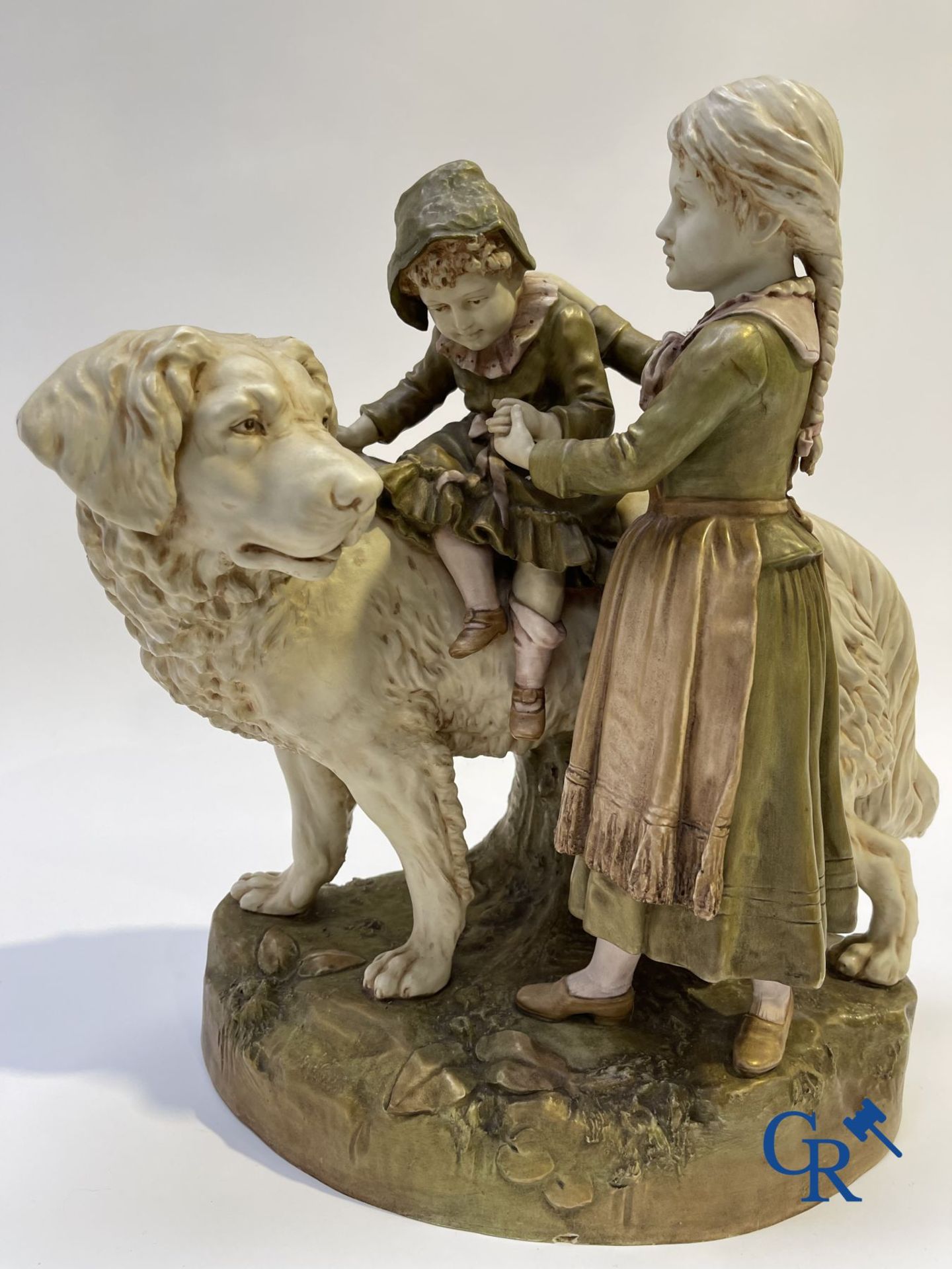 Porcelain: Royal Dux. A polychrome representation of a Saint Bernard dog with children. - Bild 8 aus 10