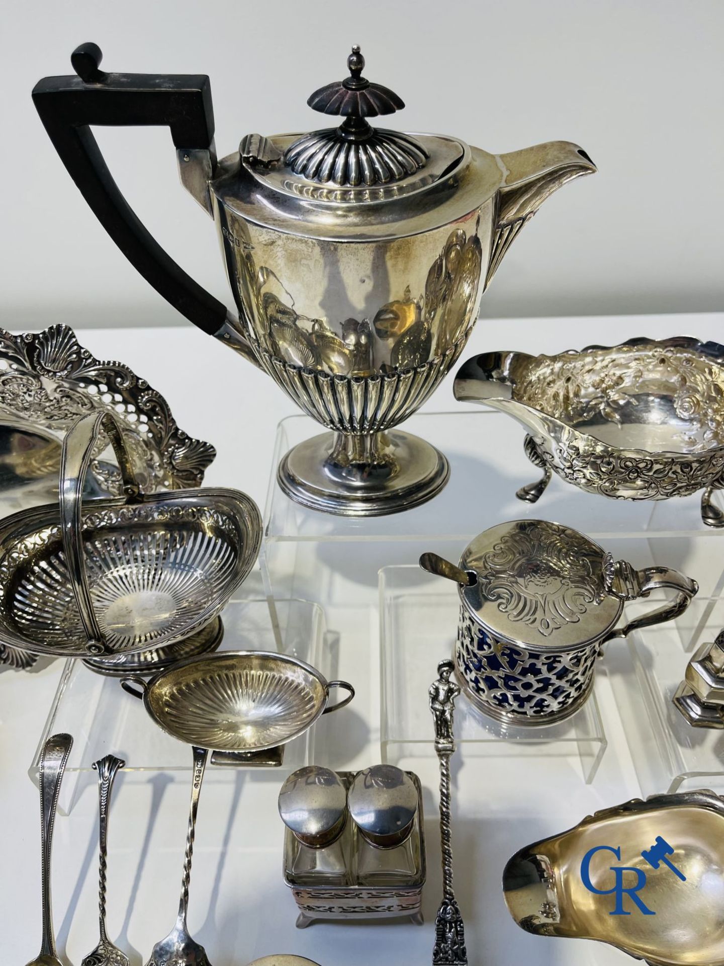 Silver: Important lot with various pieces of English silver. (various hallmarks) 19th-20th century. - Image 6 of 19