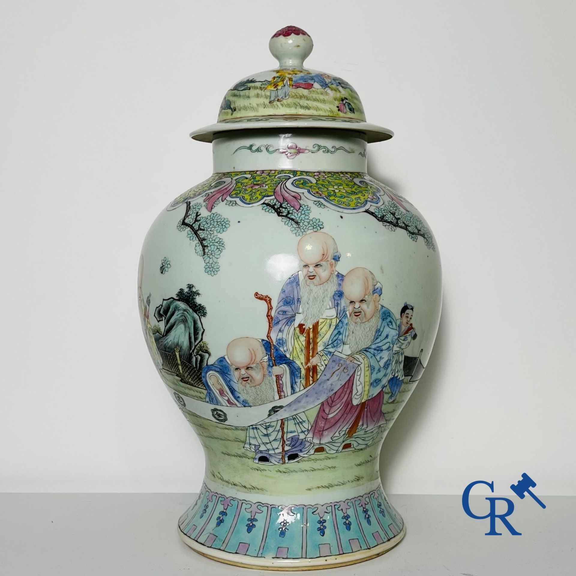 Chinese Porcelain: A Chinese famille rose lidded vase depicting Shou Lao.