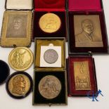 Commemorative Medals: Large lot of various French medals.