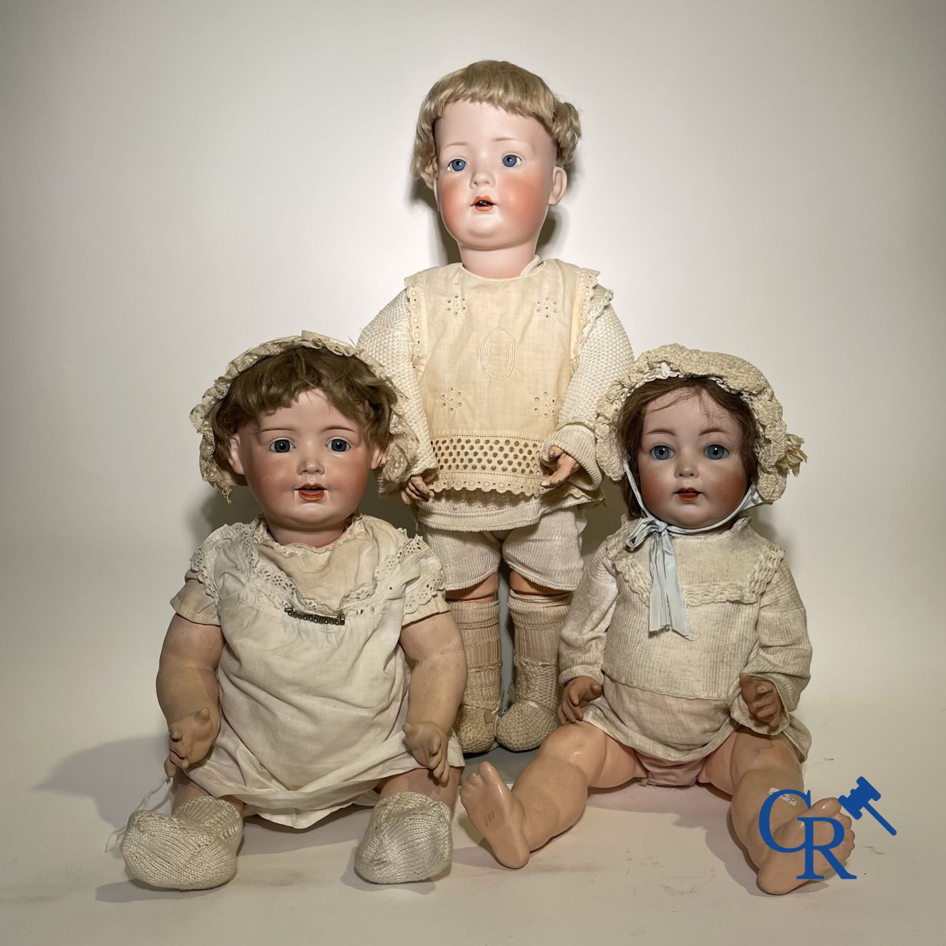 Toys: antique dolls: a lot of 3 antique dolls with porcelain head. - Image 2 of 9
