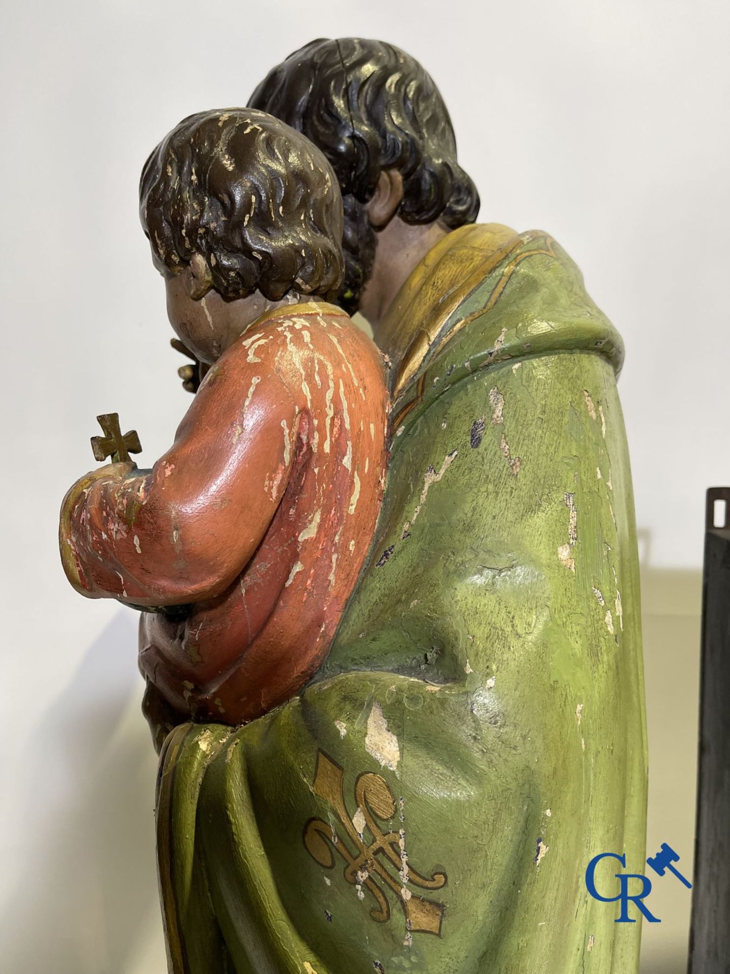 A 19th century wooden statue of Christ and a wooden display case with plaster representation of Mary - Image 10 of 25